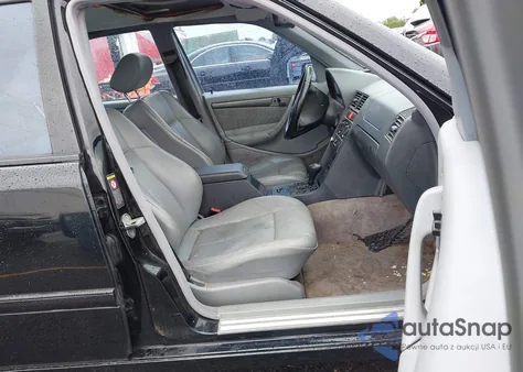 2000 Mercedes-Benz C 230 Kompressor from USA, damaged, VIN WDBHA24G8YA821547